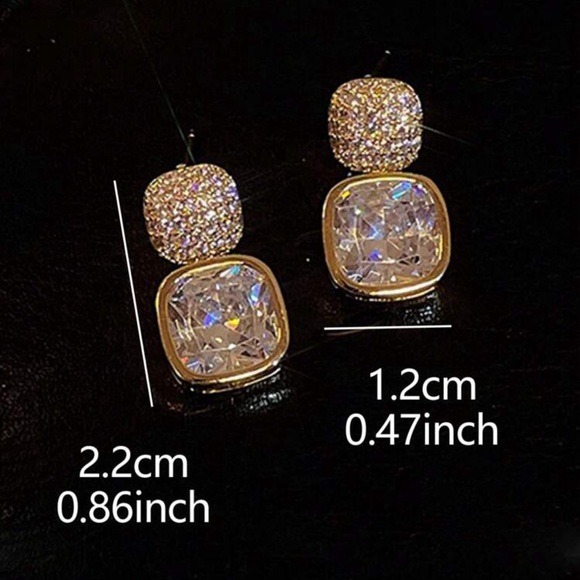 Rhinestone Decor Drop Earrings - Picture 4 of 5